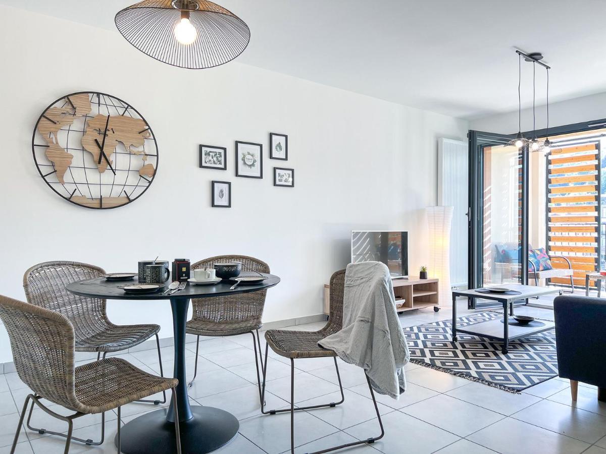 Le Frere Charmes Apartment Aurillac Exterior foto